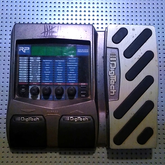 Digitech RP250 multi effects guitar processor - Picture 1 of 1